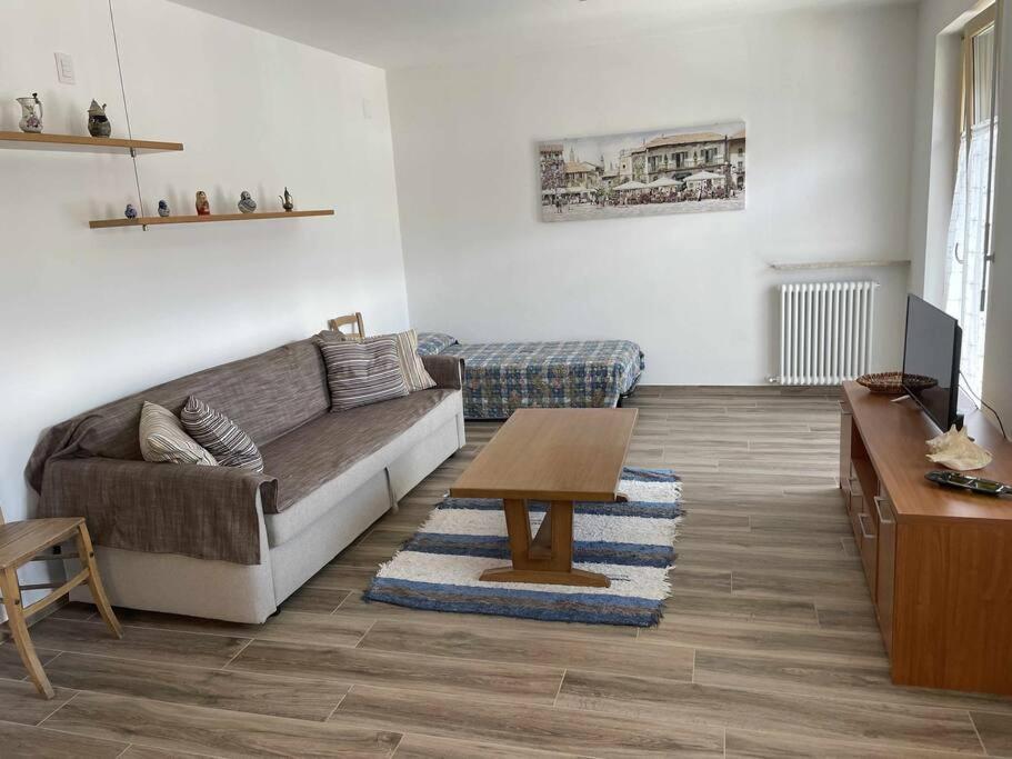 Appartement Casa Del Tempo Rosa Tassullo Ospitar Extérieur photo
